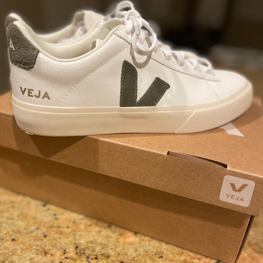 Veja Sneakers